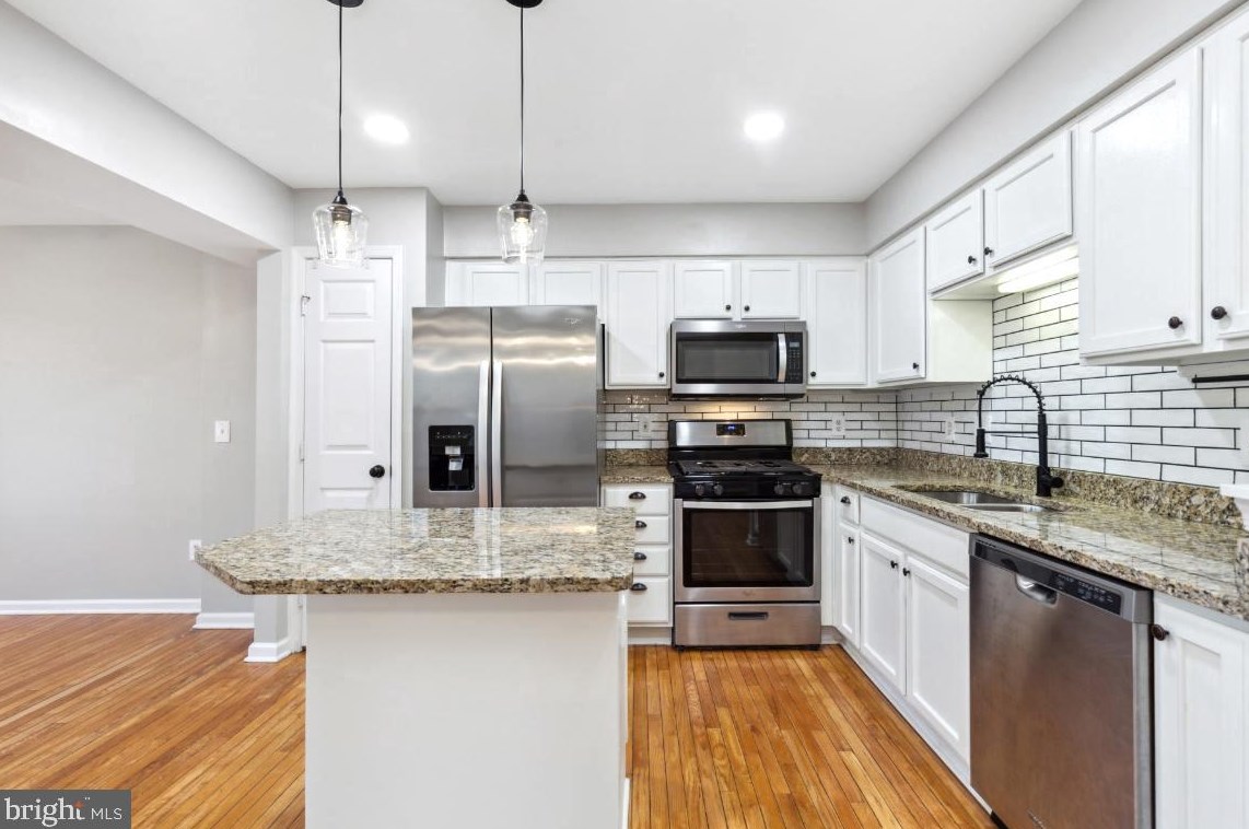 168 Shirley Sq Se, Leesburg, VA 20175