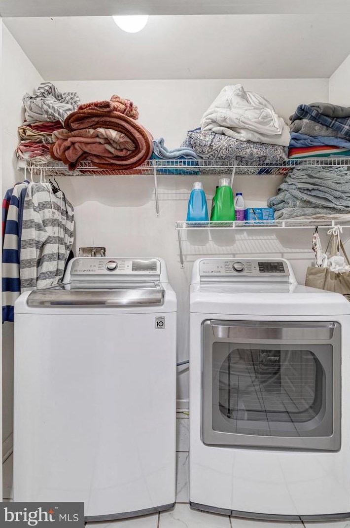 44189 Tippecanoe Ter, Ashburn VA  20147-4896 exterior