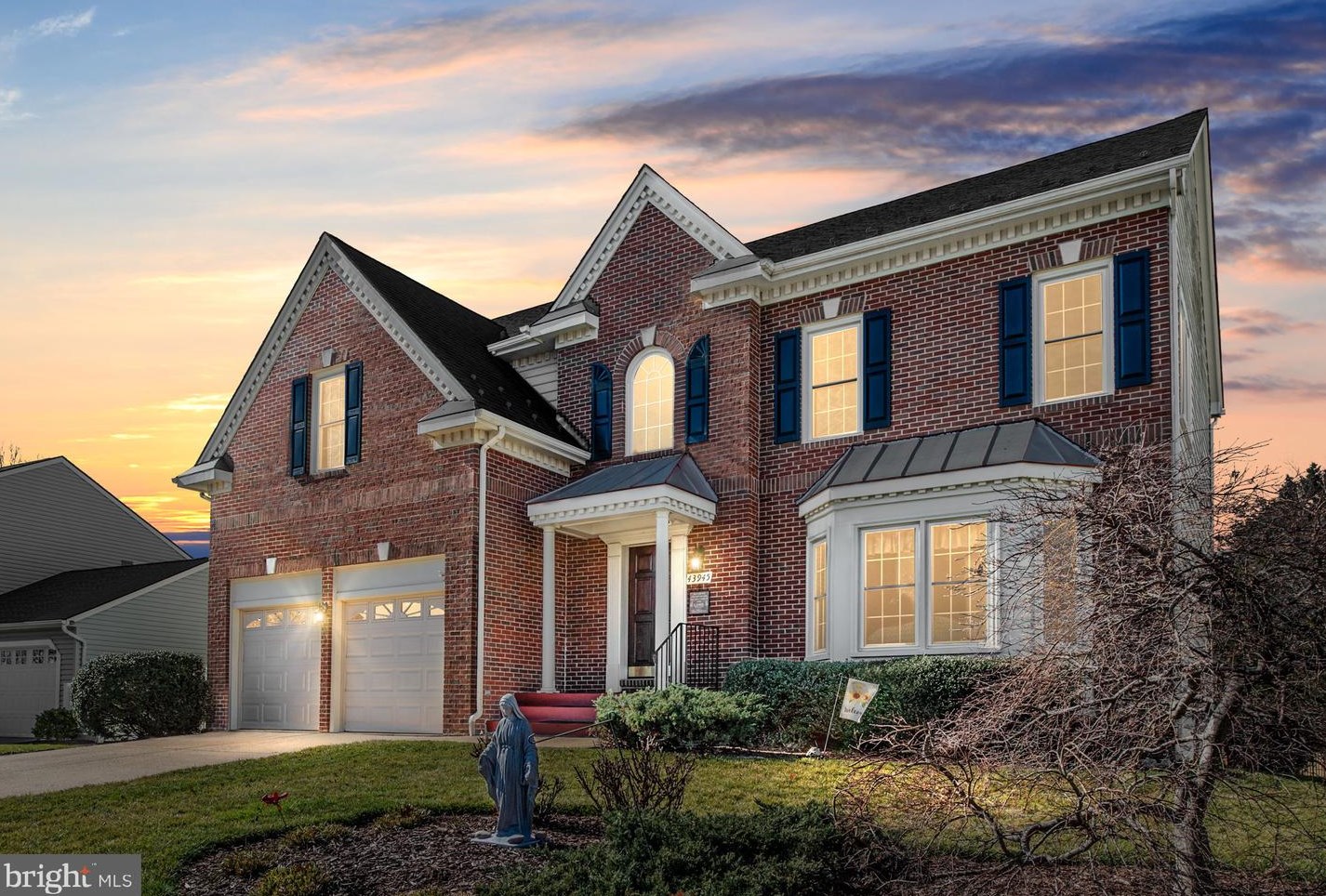 43945 Tavern Dr, Ashburn, VA 20147