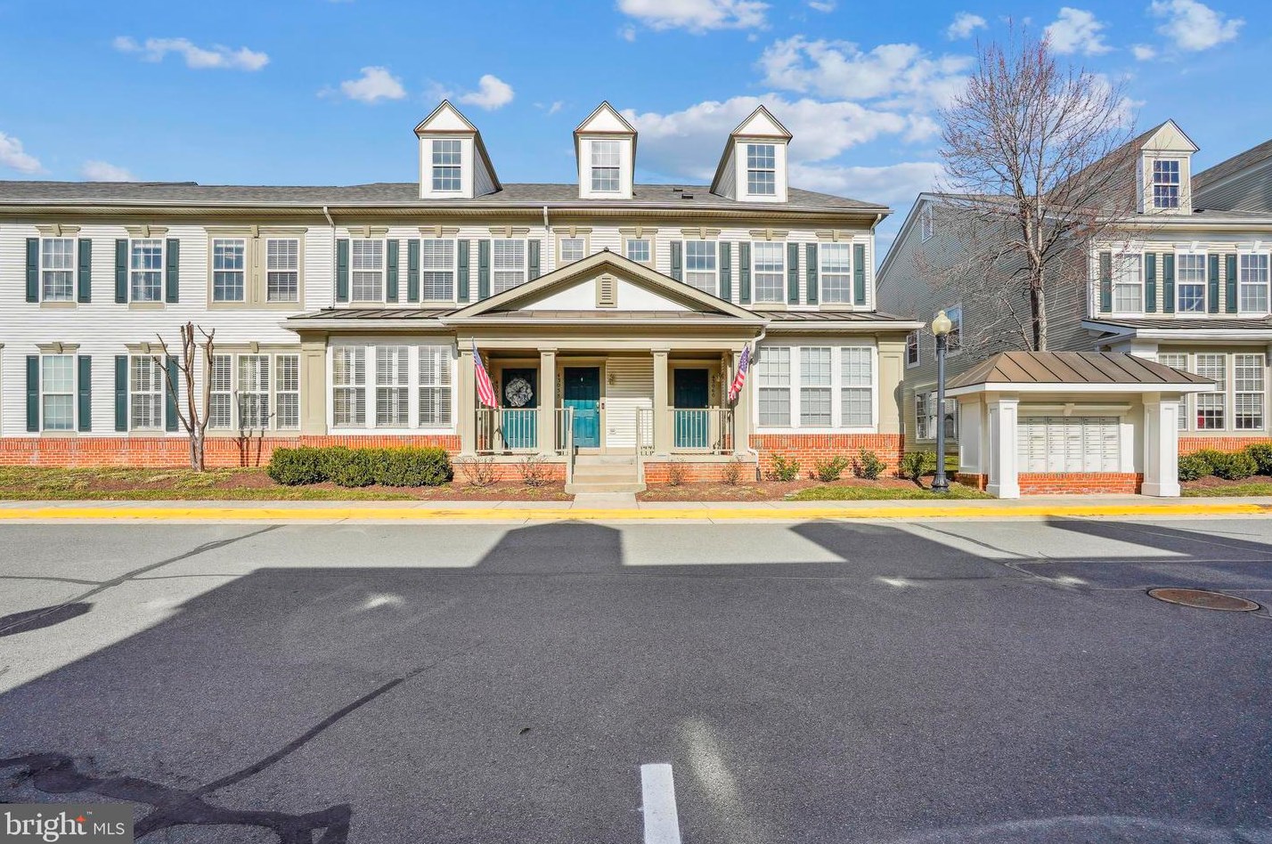 43056 Zander Ter, Ashburn, VA 20147-7426