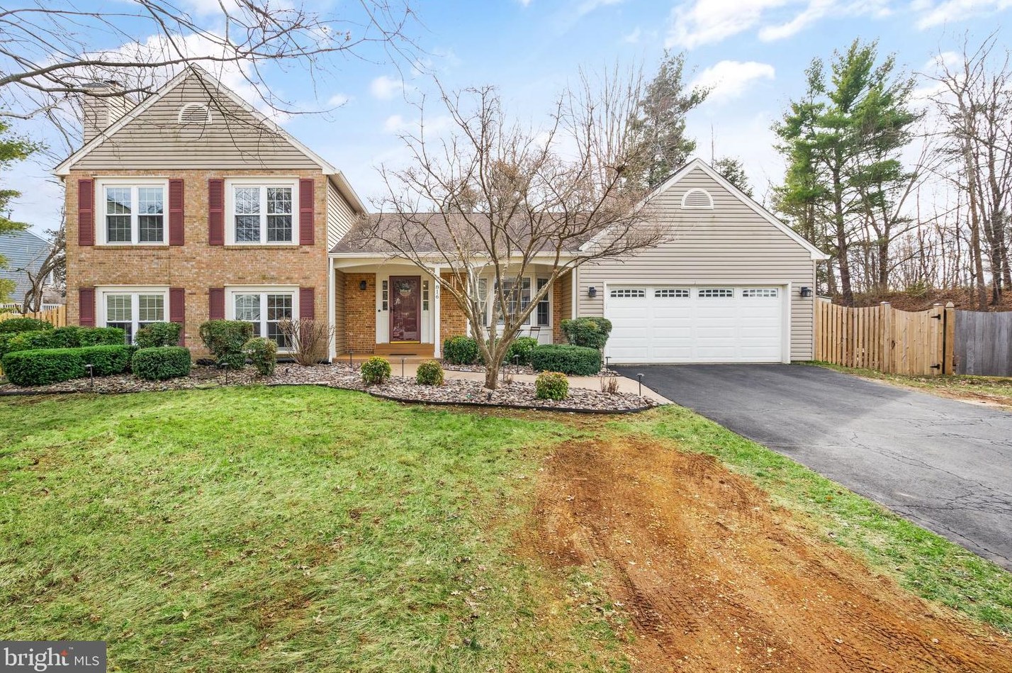 816 Anne St Sw, Leesburg, VA 20175