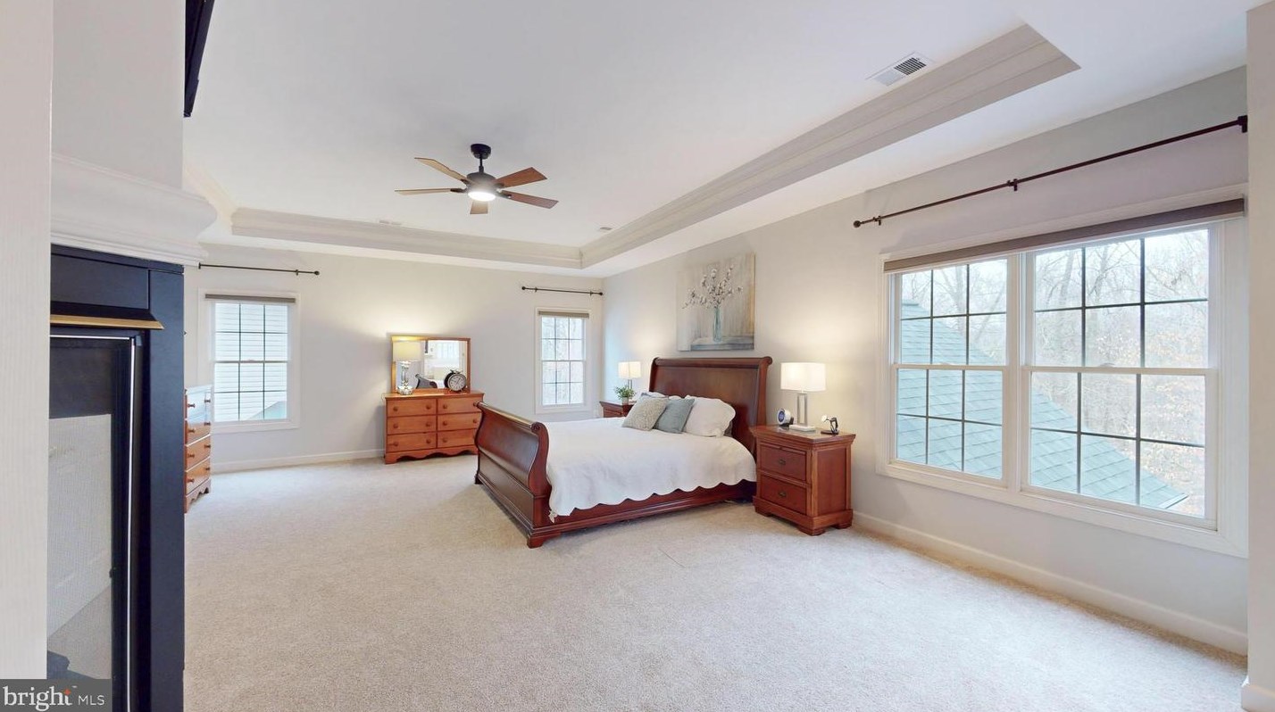 47305 Middle Bluff Pl, Dulles VA  20165-3131 exterior