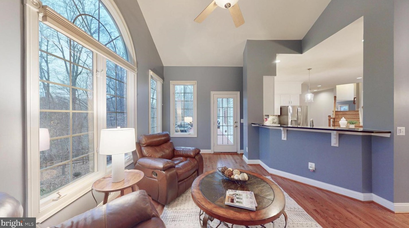 47305 Middle Bluff Pl, Dulles VA  20165-3131 exterior