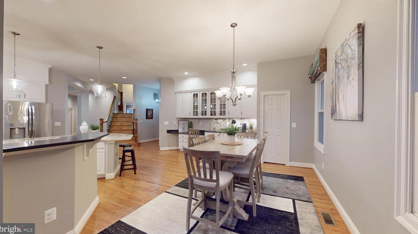 47305 Middle Bluff Pl, Dulles VA  20165-3131 exterior