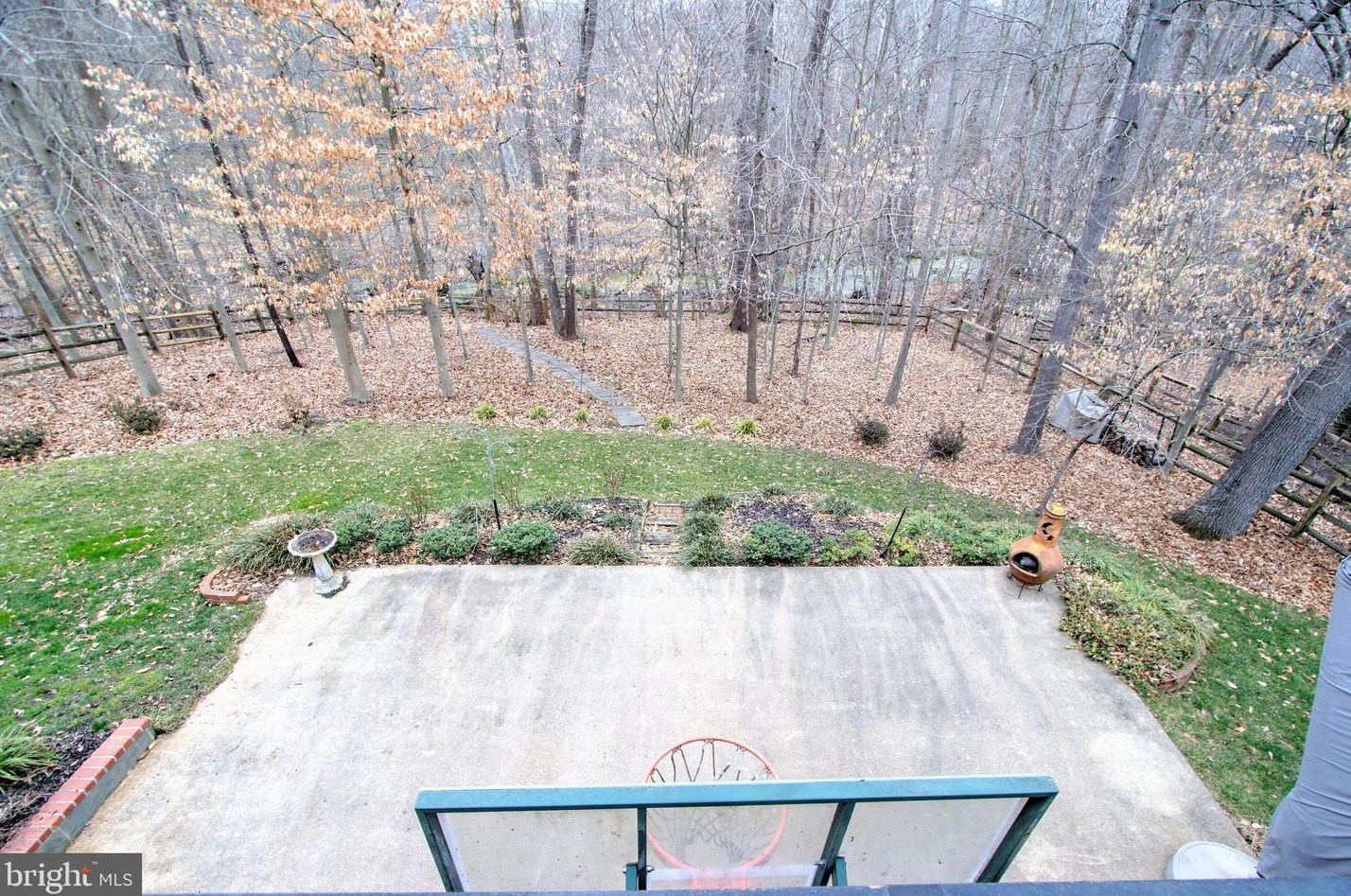 47305 Middle Bluff Pl, Dulles VA  20165-3131 exterior