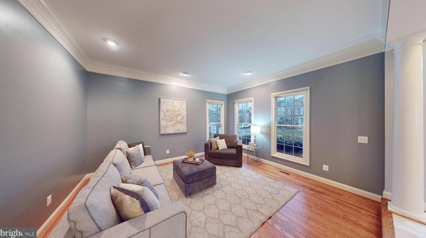 47305 Middle Bluff Pl, Dulles VA  20165-3131 exterior