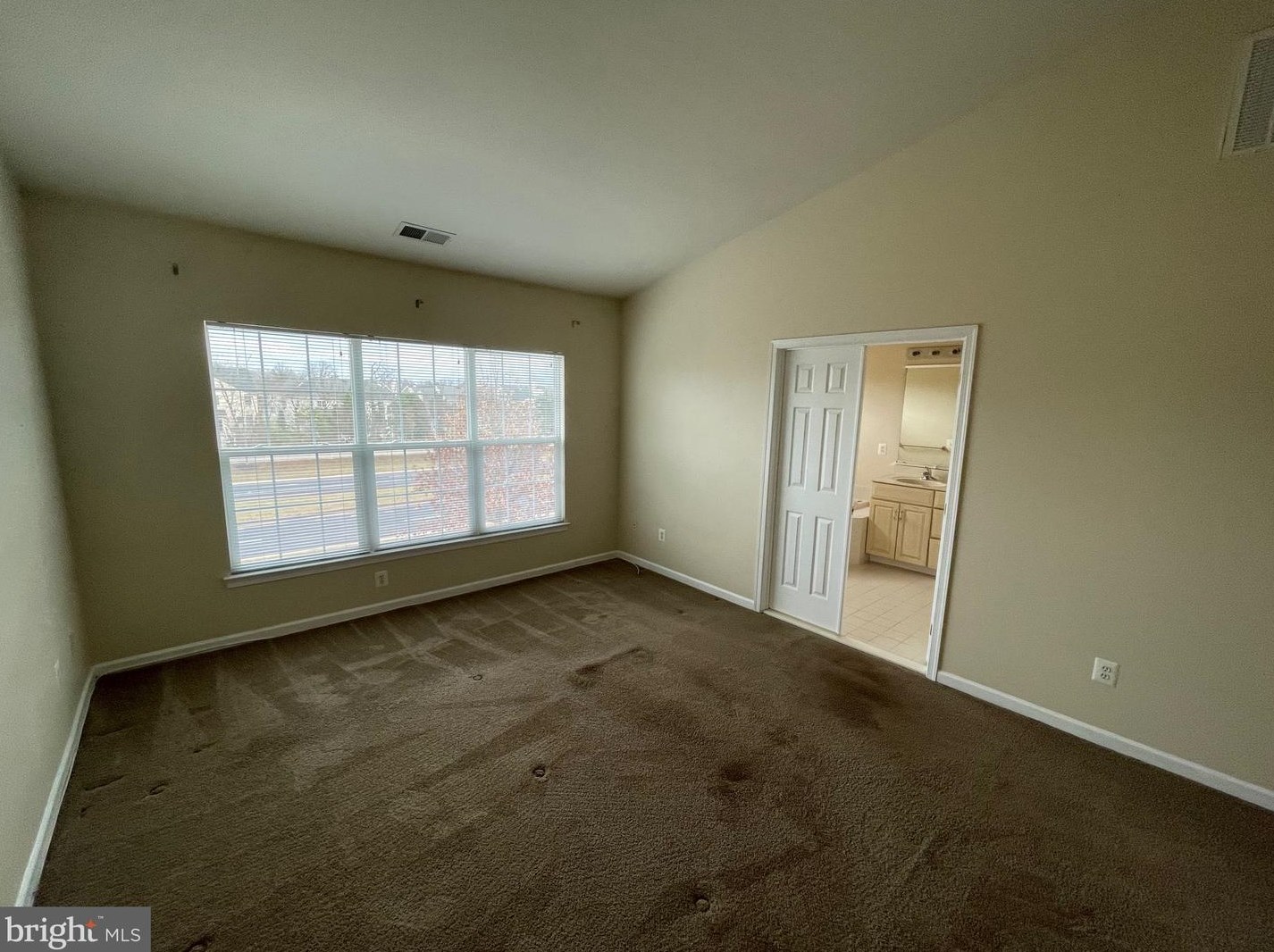 20160 Mare Ter, Ashburn VA  20147-3188 exterior