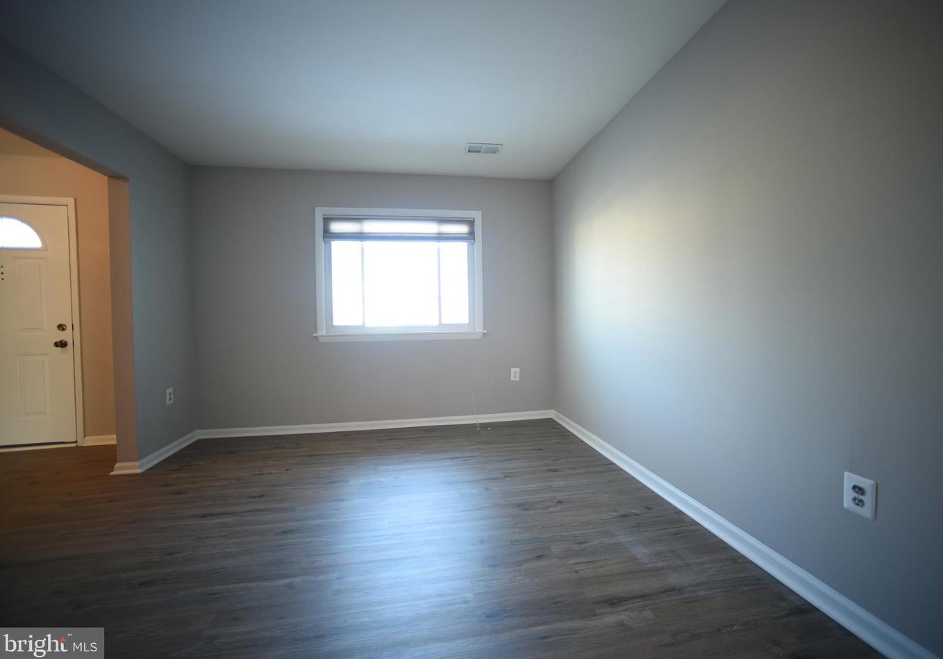 7 Carolina Ct, Dulles VA  20164-1729 exterior