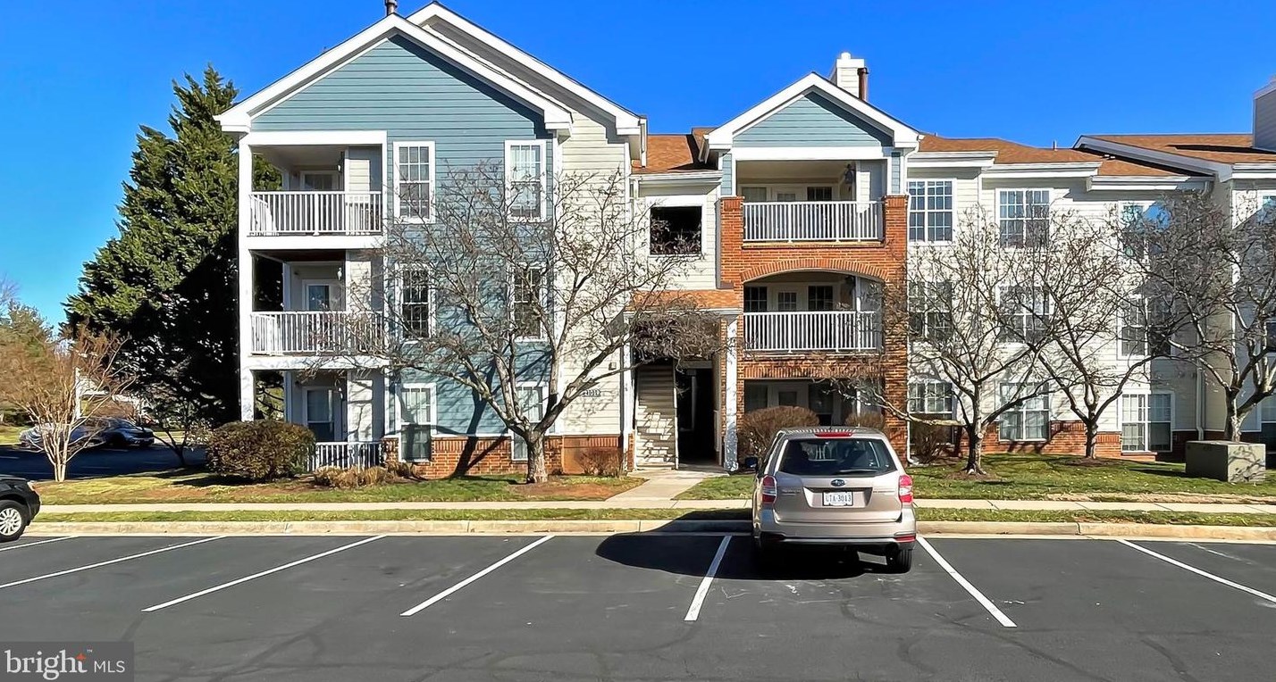 21019 Timber Ridge Terrace #104, Ashburn, VA 20147