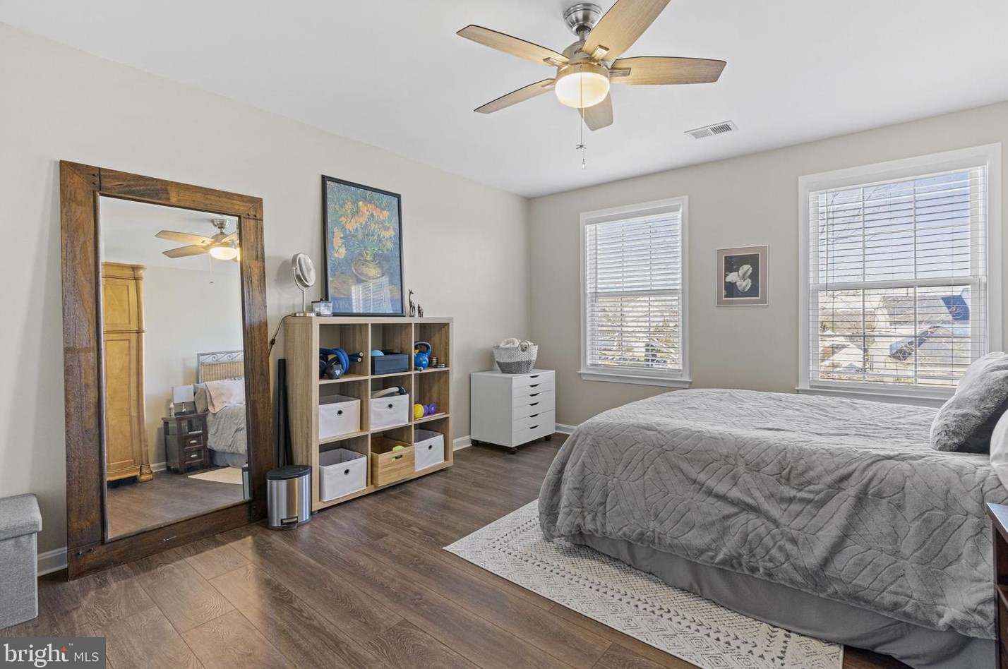 20543 Chapin Ct, Dulles VA  20165-3536 exterior