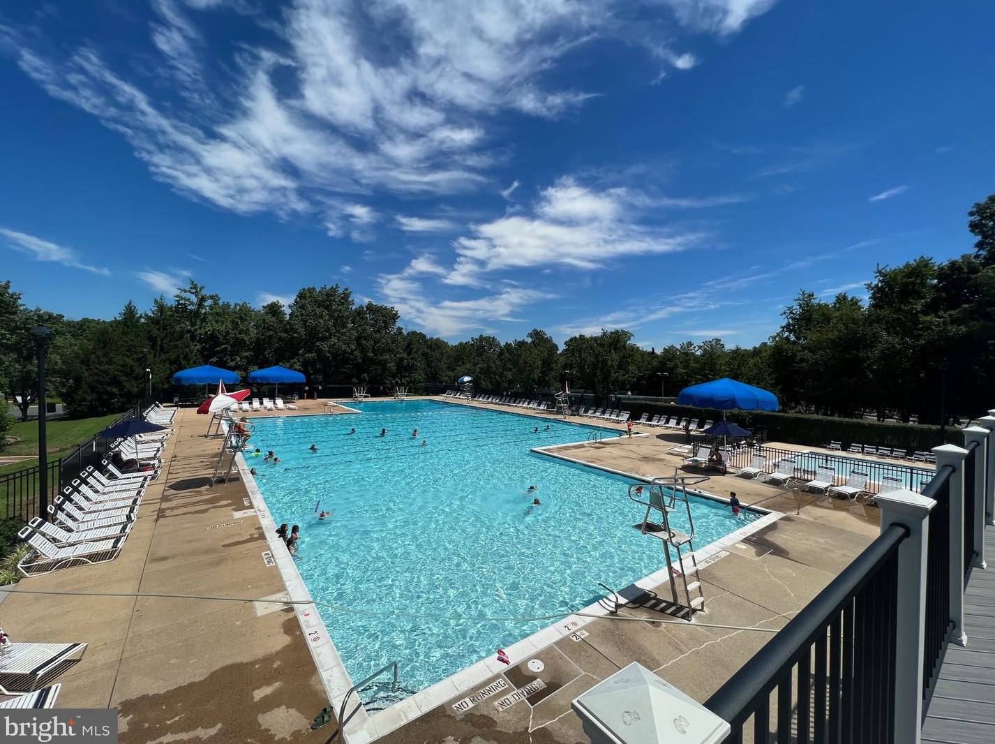 20543 Chapin Ct, Dulles VA  20165-3536 exterior