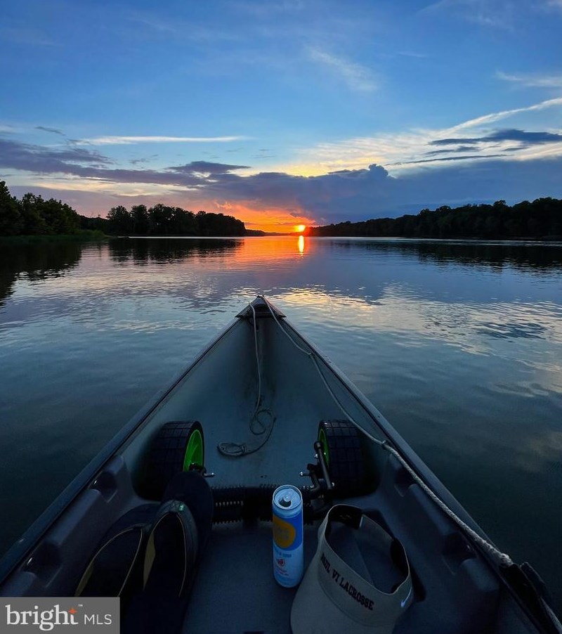 20543 Chapin Ct, Dulles VA  20165-3536 exterior