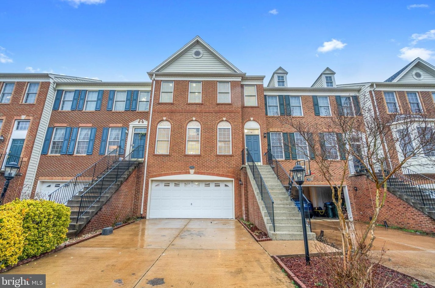 22620 Scattersville Gap Ter, Ashburn, VA 20148