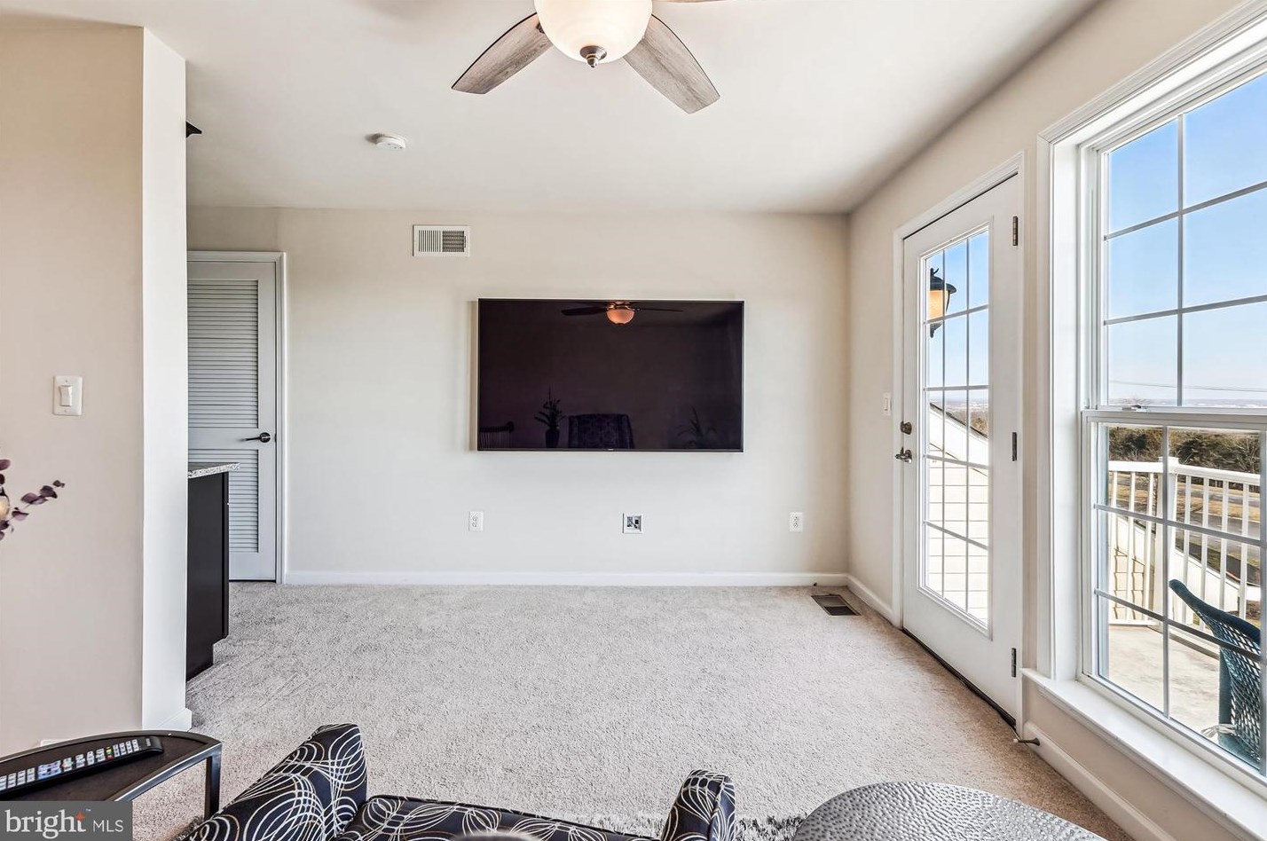 21176 Belmont View Ter, Ashburn VA  20148-4470 exterior