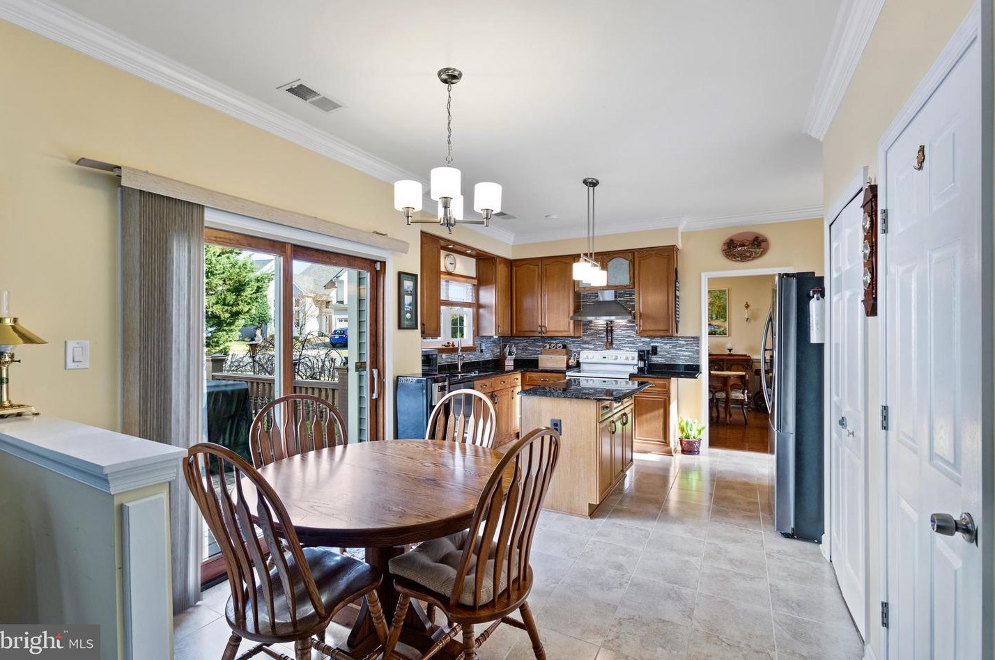 46554 Cedarhurst Dr, Dulles VA  20165-6484 exterior