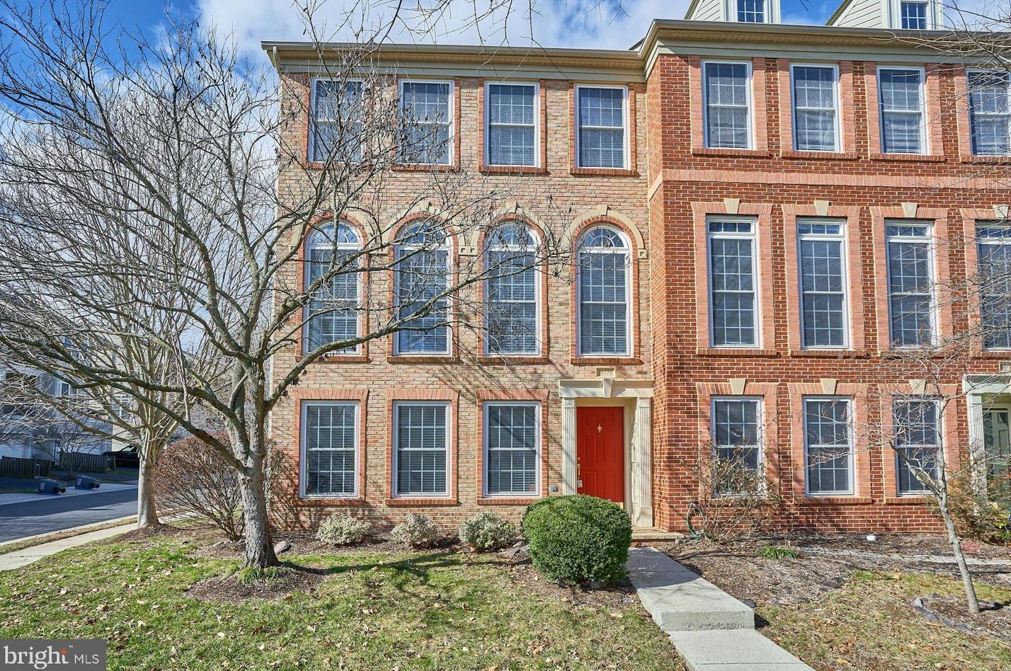25775 Mews Terrace, Fairfax, VA 20152