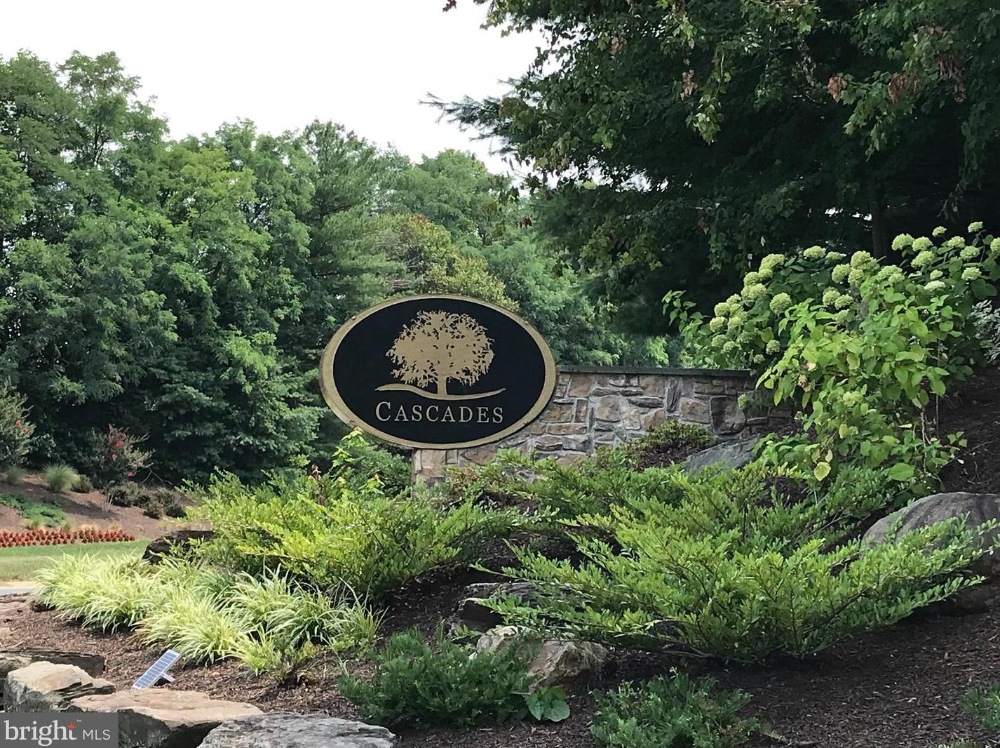 46494 Cedarhurst Dr, Sterling VA  20165-6485 exterior