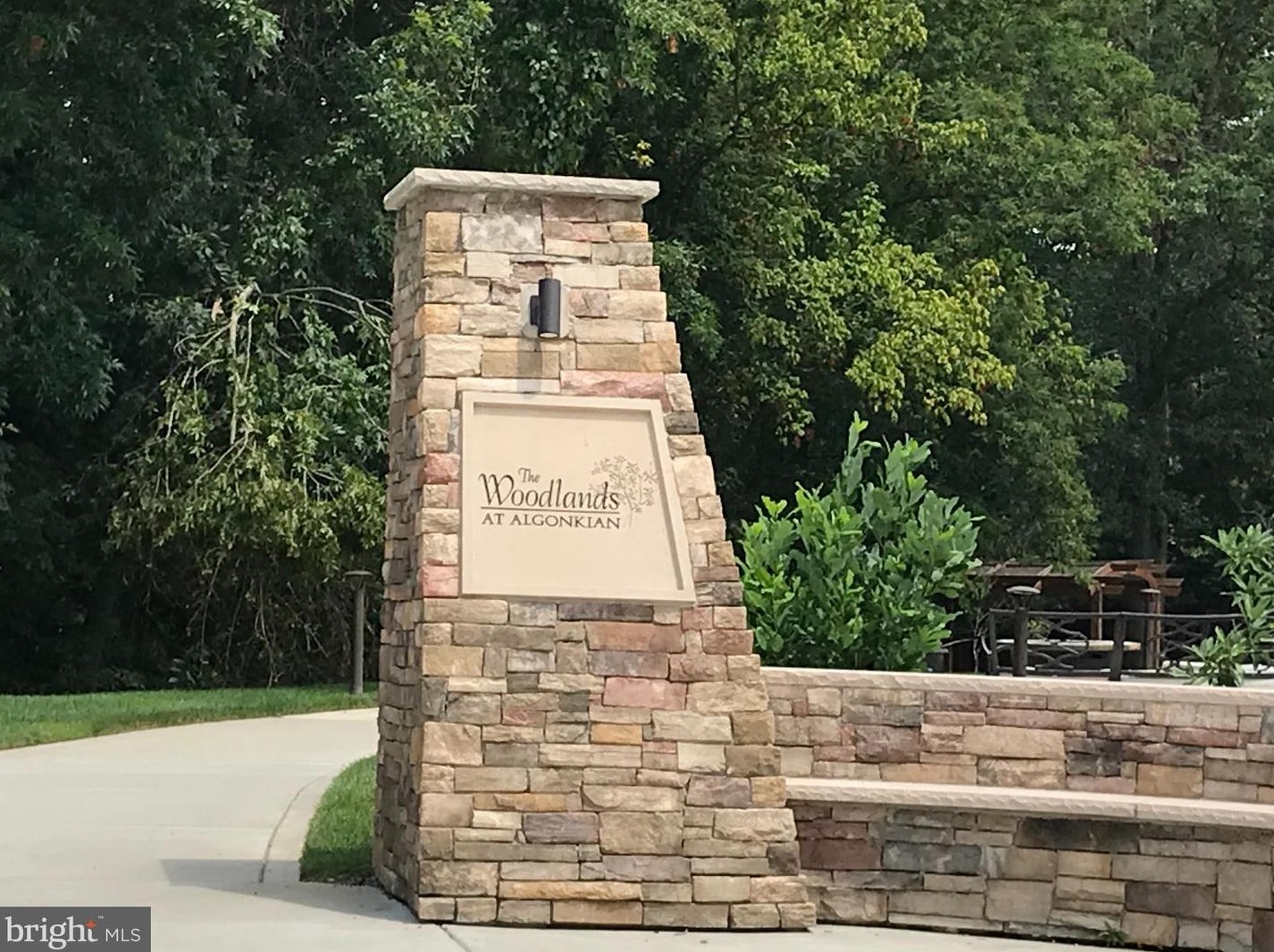 46494 Cedarhurst Dr, Sterling VA  20165-6485 exterior