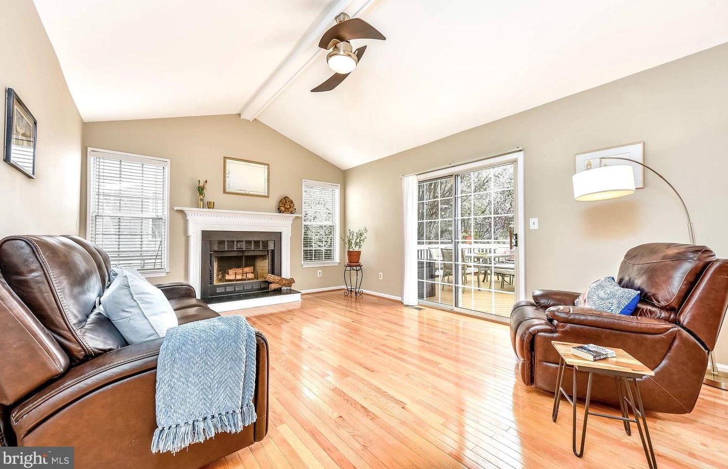 46494 Cedarhurst Dr, Sterling VA  20165-6485 exterior