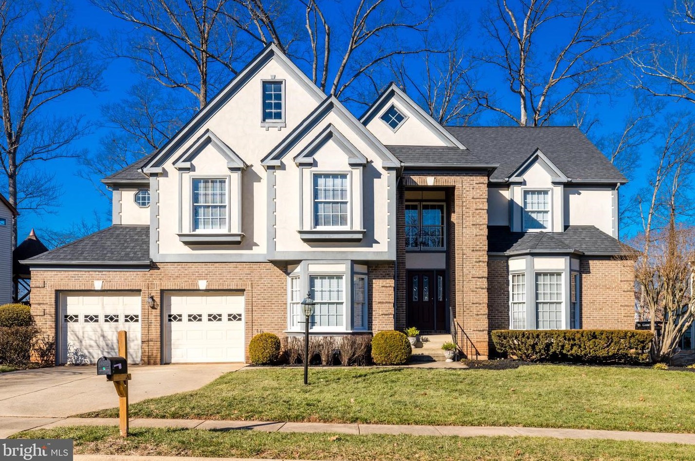 44 Rutherford Cir, Dulles, VA 20165-6220