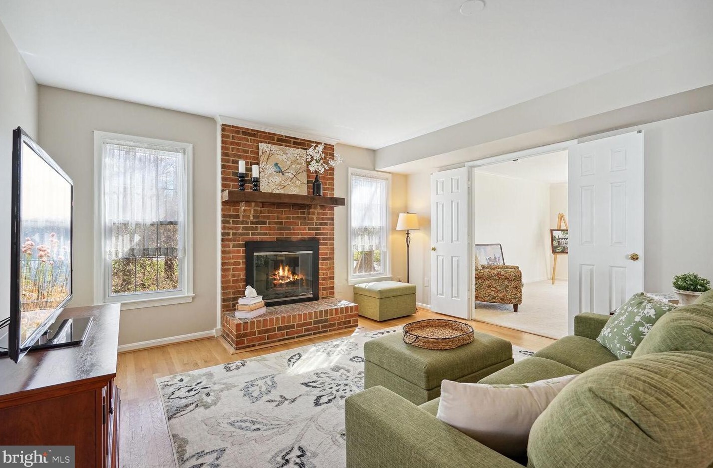 12 Lowery Ct, Dulles VA  20165-6204 exterior