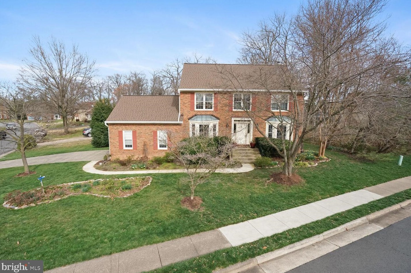 12 Lowery Ct, Dulles, VA 20165-6204