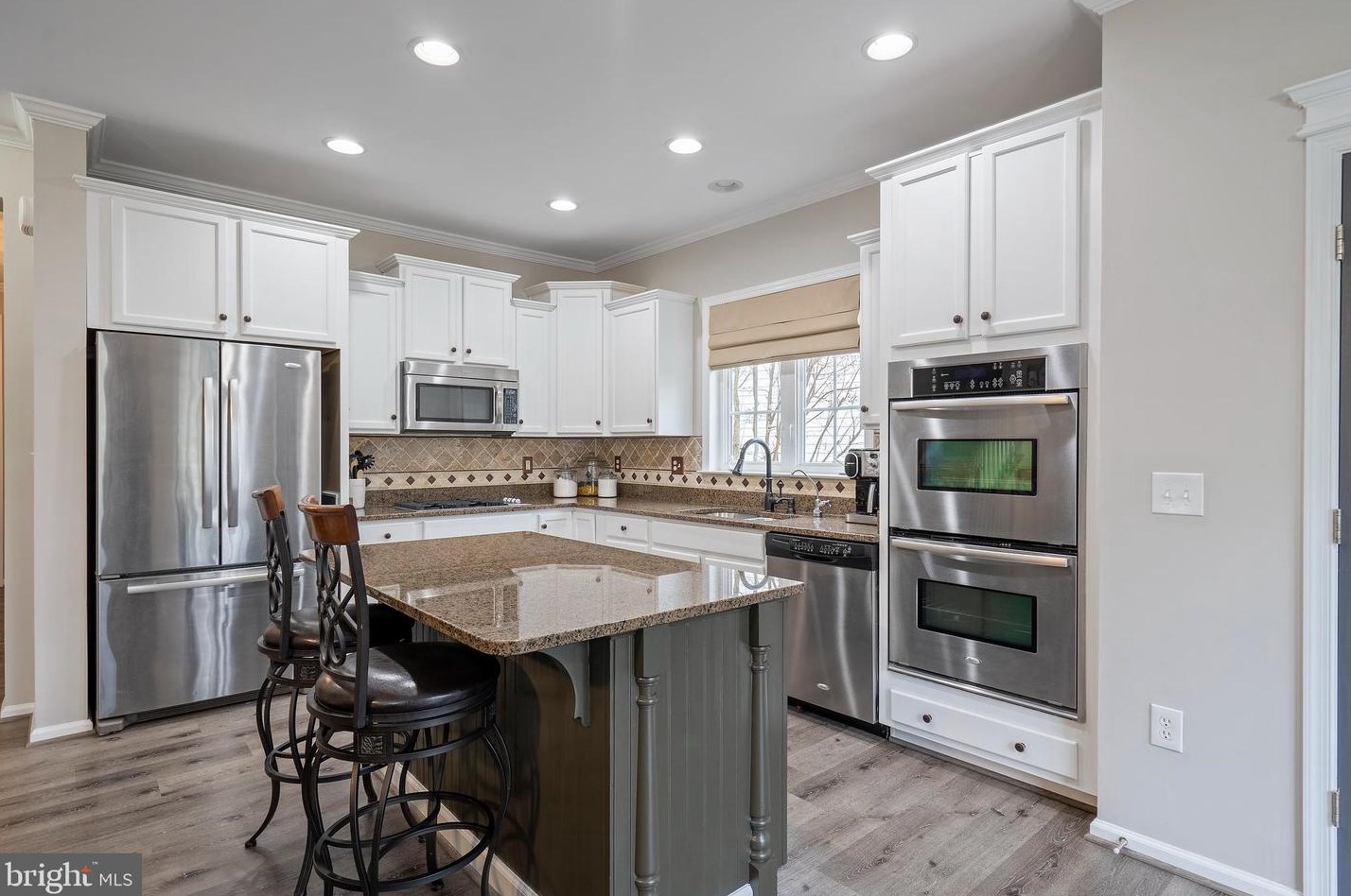 24995 White Fir Ct, Fairfax, VA 20152-4154