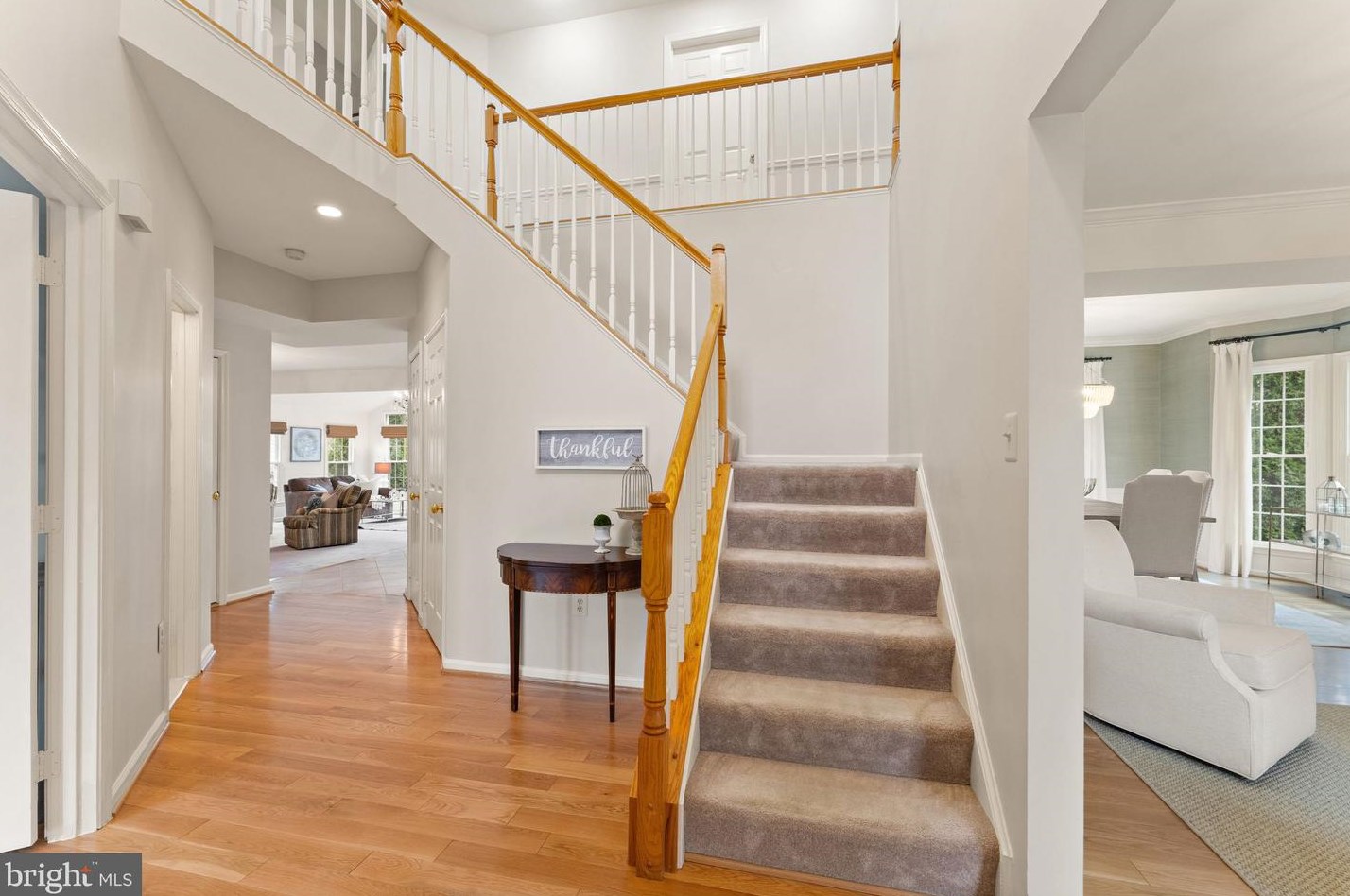 20699 Settlers Point Pl, Dulles, VA 20165-7398