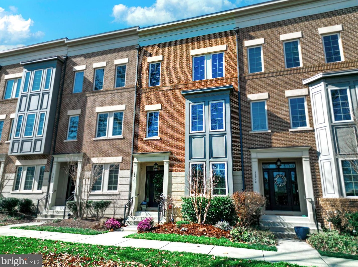 22914 Bollinger Ter, Ashburn, VA 20148-1733