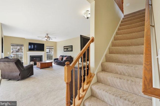 117 Alpine Dr, Leesburg VA  20175-6126 exterior