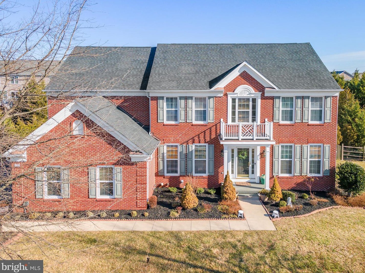 43930 Middlesex Dr, Fairfax, VA 20152-5706