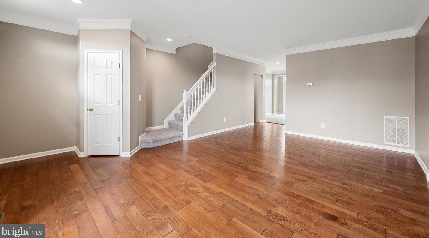 450 Andromeda Ter, Leesburg, VA 20176-4021