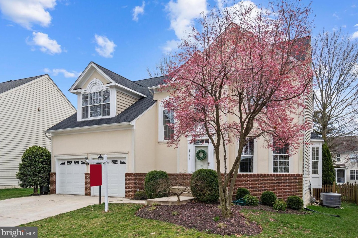43231 Chase St, Fairfax, VA 20152-4429