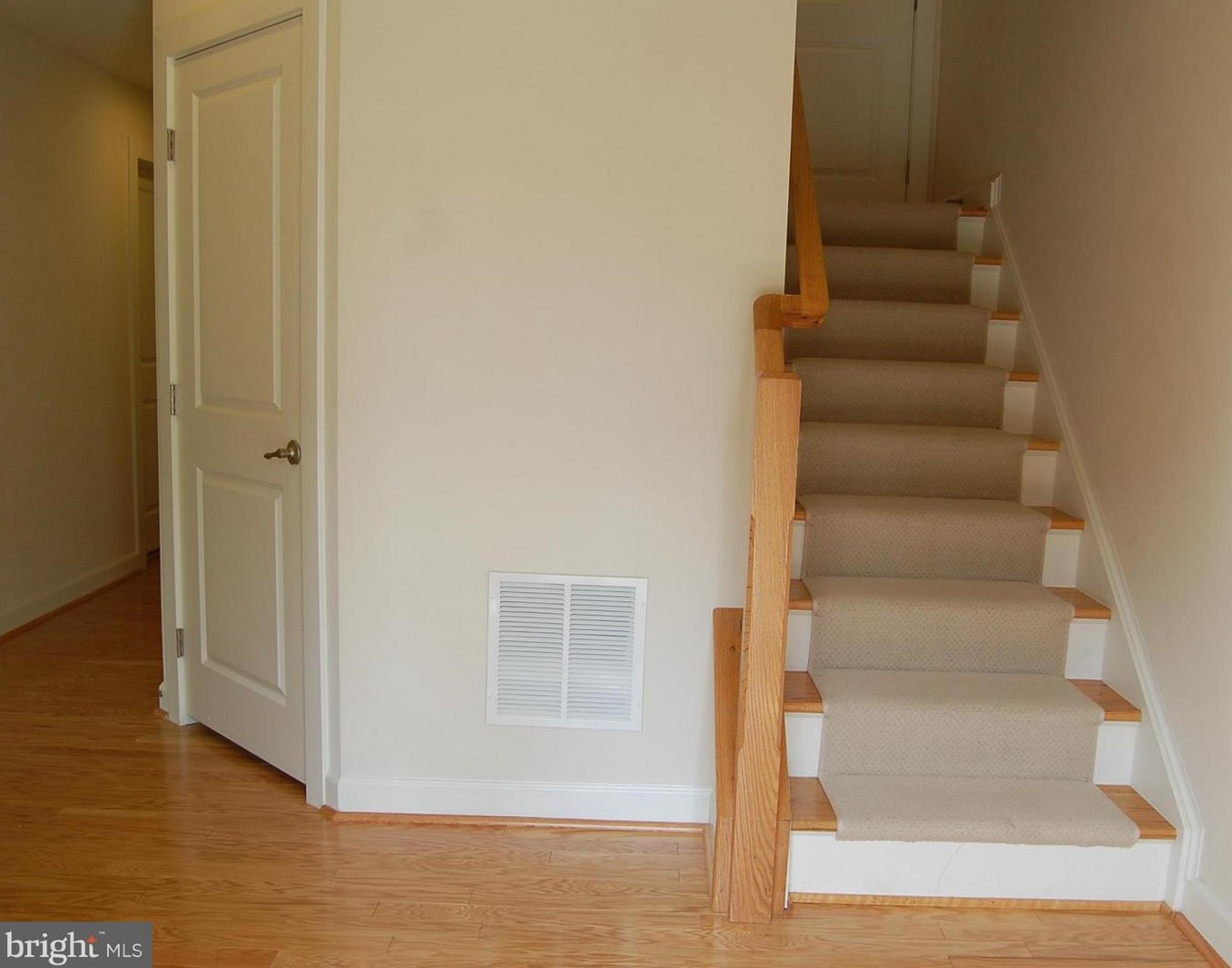 44686 Collingdale Ter, Ashburn, VA 20147-3236