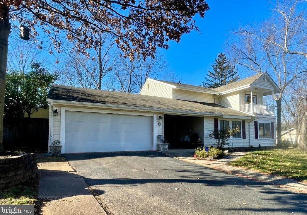 1 Pheasant Run Ct, Dulles, VA 20164