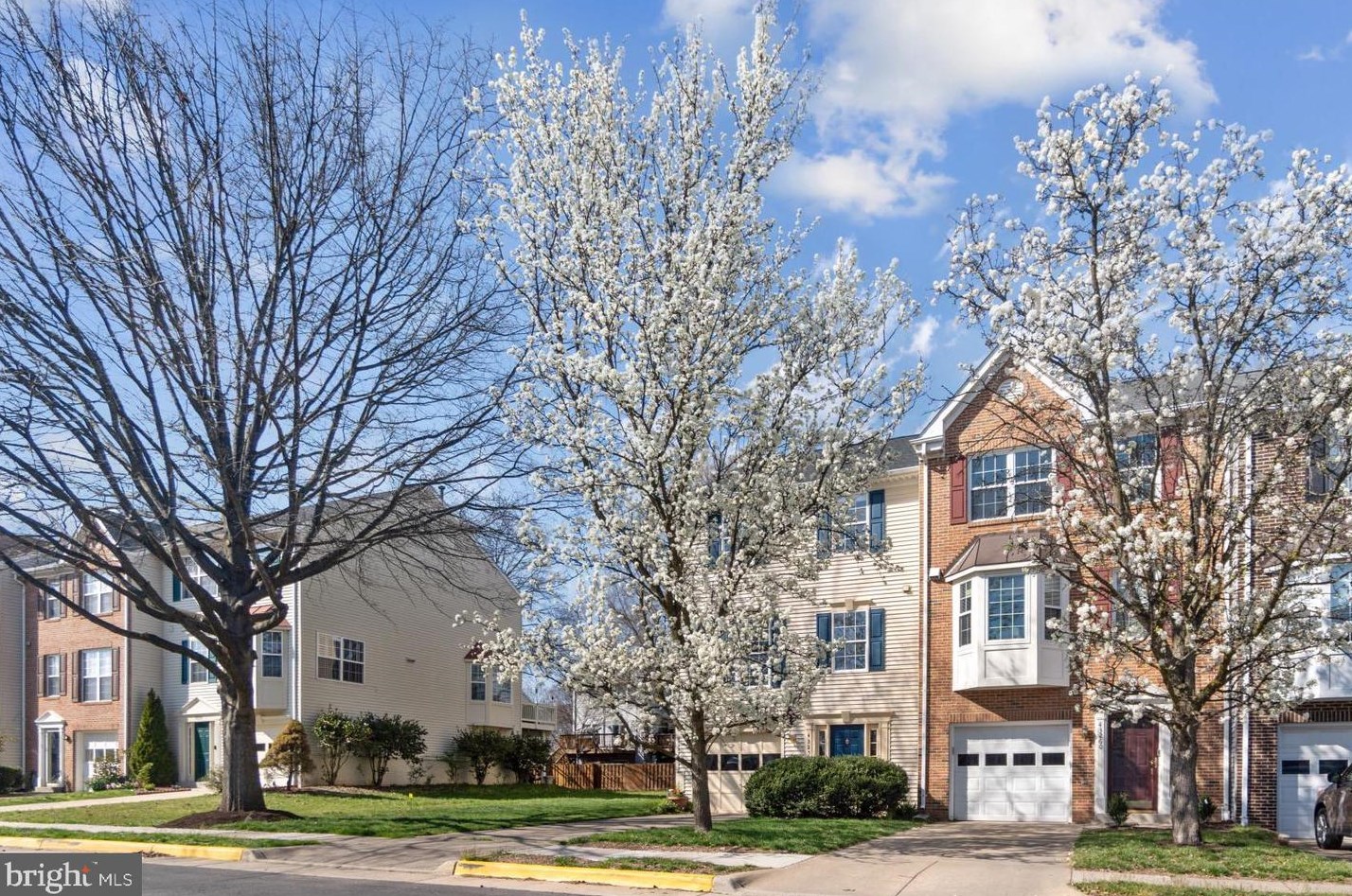 43258 Clearnight Ter, Ashburn, VA 20147-4404