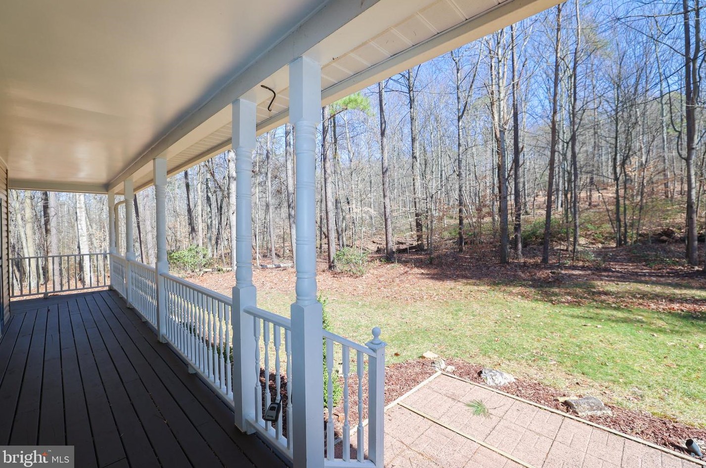 23891 Deep Hollow Ln, Stone Ridge, VA 20105