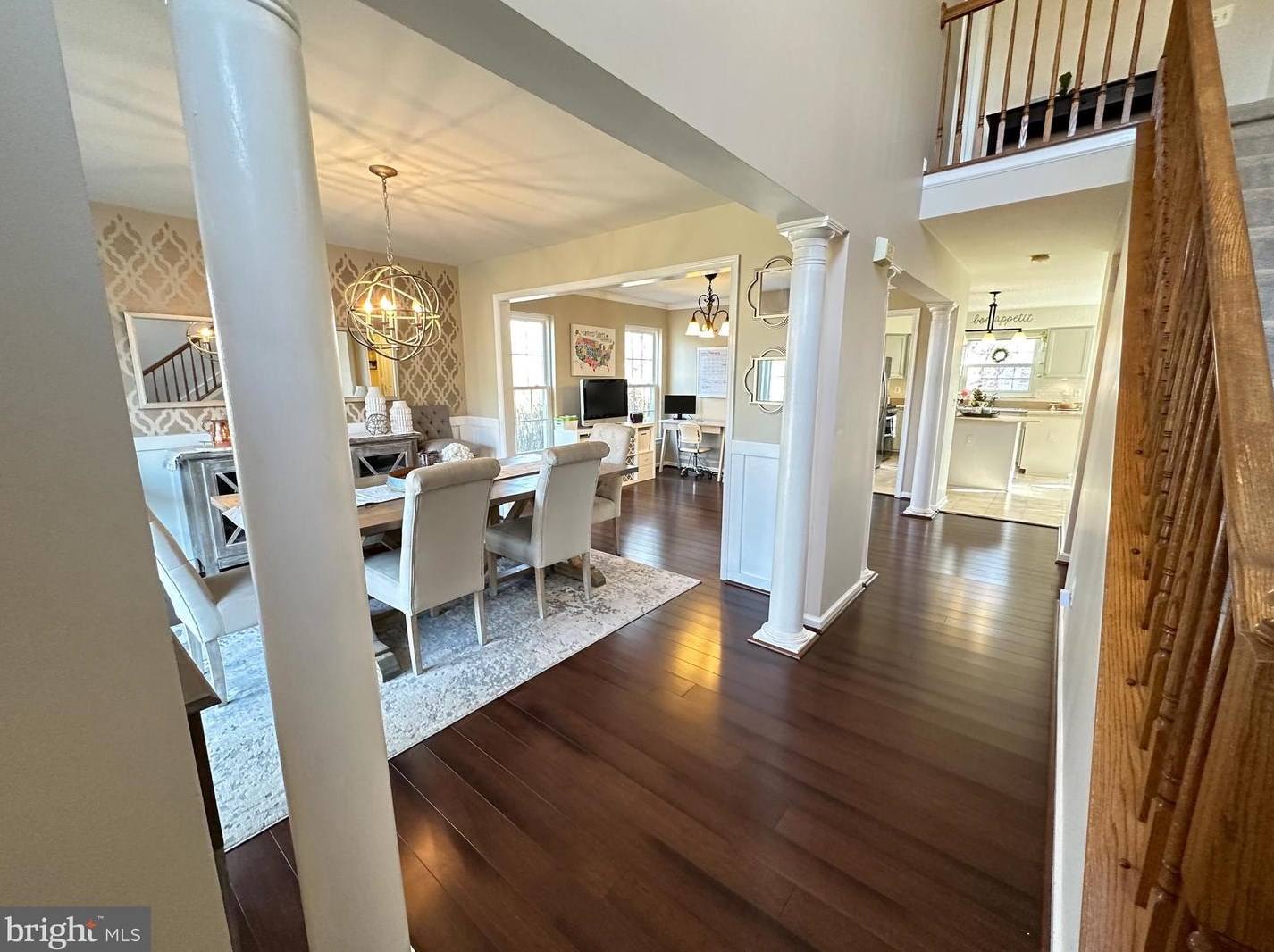 43403 Malin Ct, Ashburn, VA 20147-4557