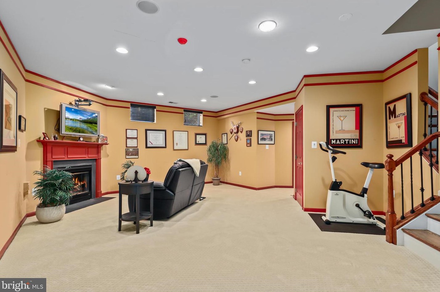 42669 Legacy Park Dr, Ashburn VA  20148-6959 exterior