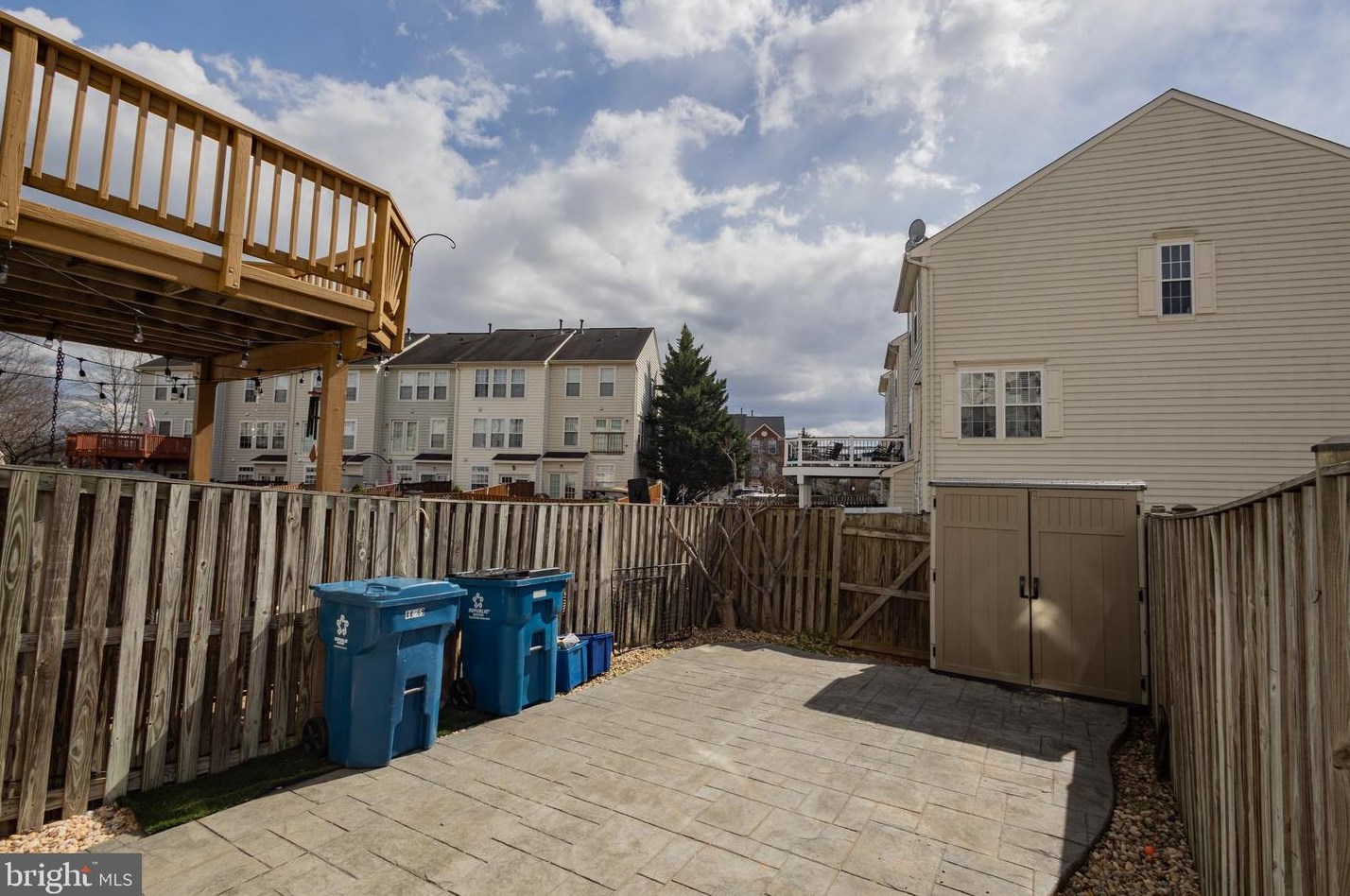 44469 Potter Ter, Ashburn VA  20147-7138 exterior