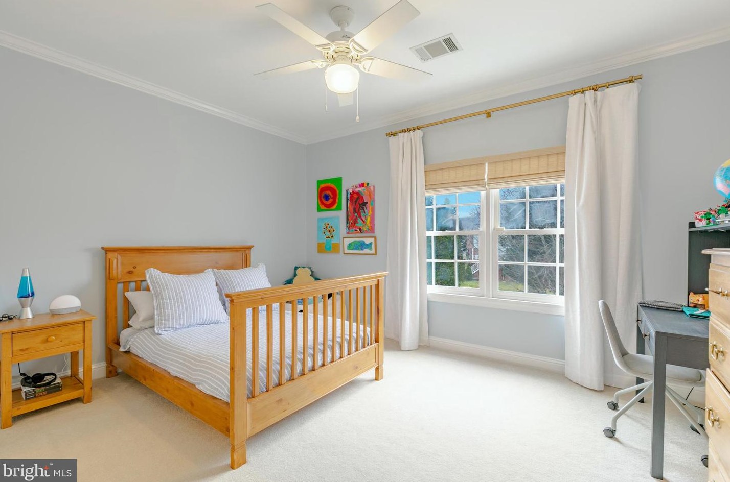 1401 Harle Pl, Leesburg VA  20175-5801 exterior