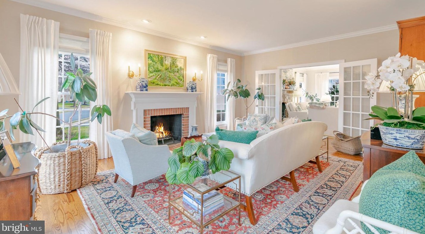 1401 Harle Pl, Leesburg VA  20175-5801 exterior