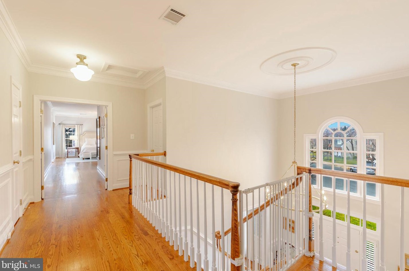 1401 Harle Pl, Leesburg VA  20175-5801 exterior