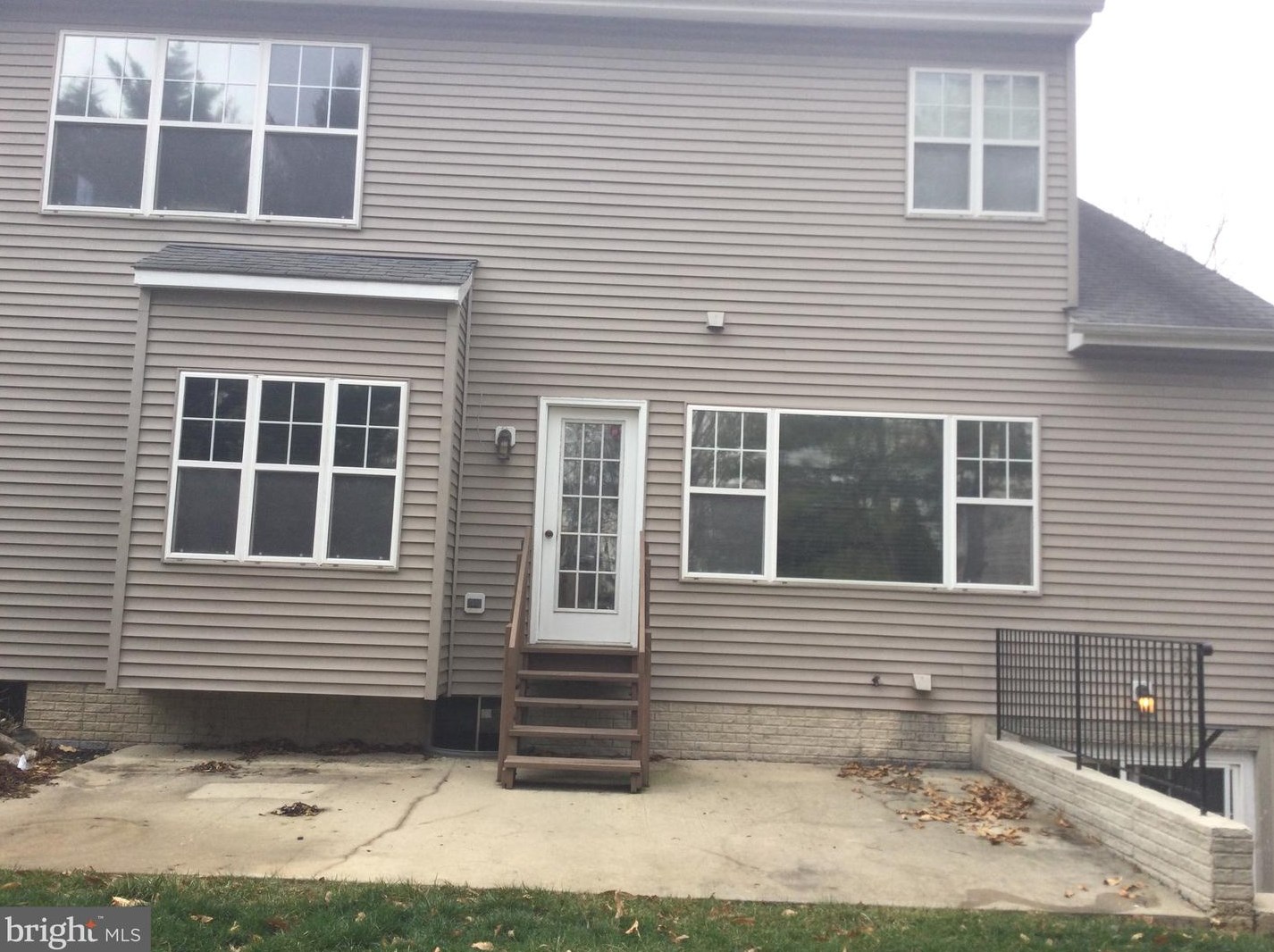 26076 Rachel Hill Dr, Fairfax, VA 20152