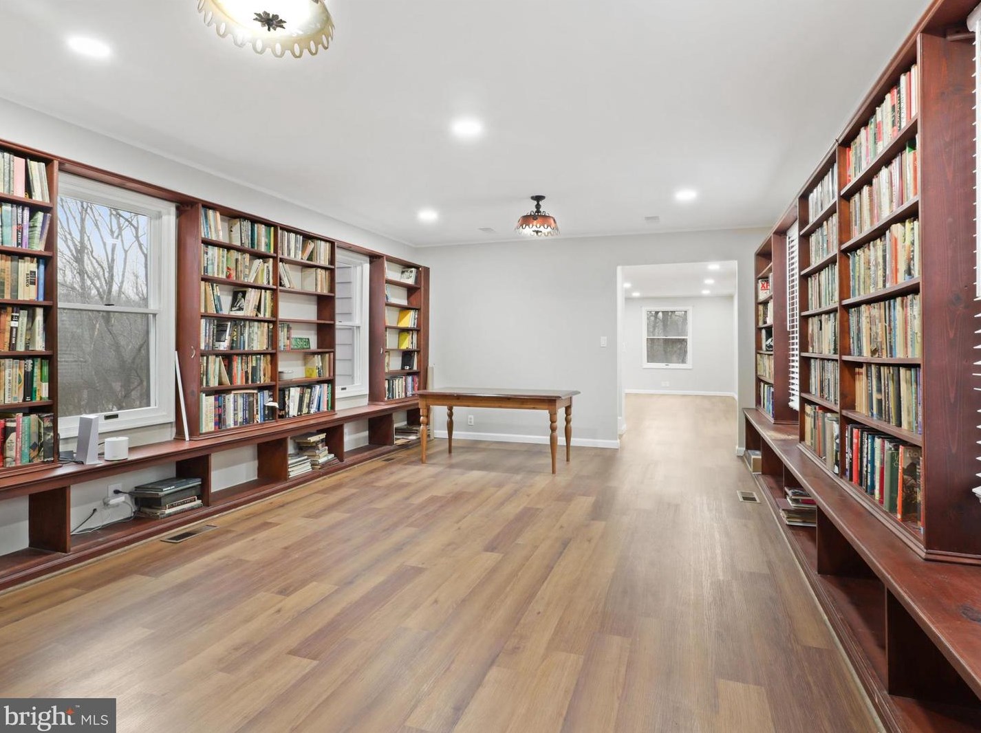 13188 Loyalty Rd, Leesburg VA  20176-6112 exterior