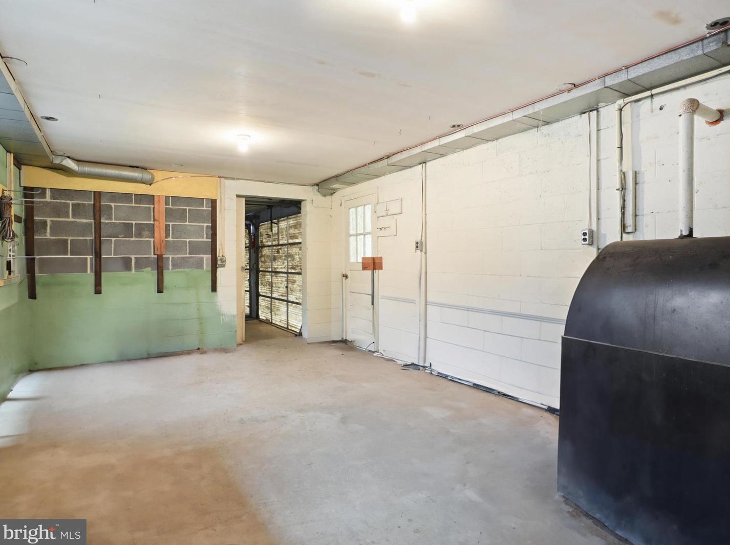 13188 Loyalty Rd, Leesburg VA  20176-6112 exterior