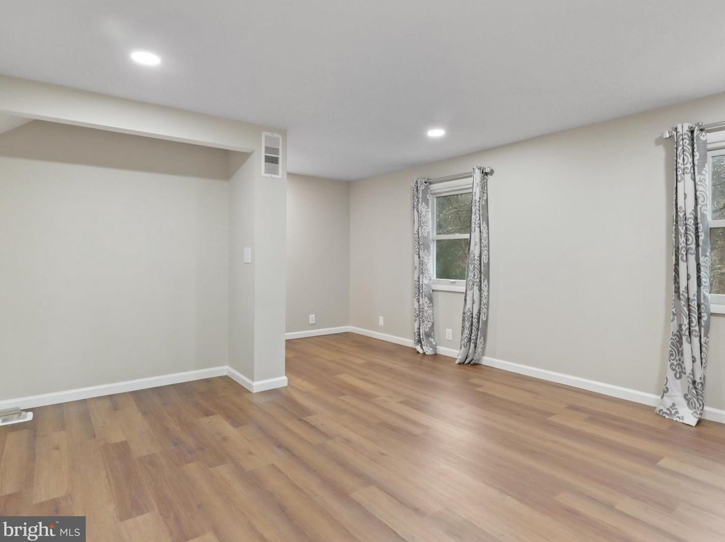 13188 Loyalty Rd, Leesburg VA  20176-6112 exterior