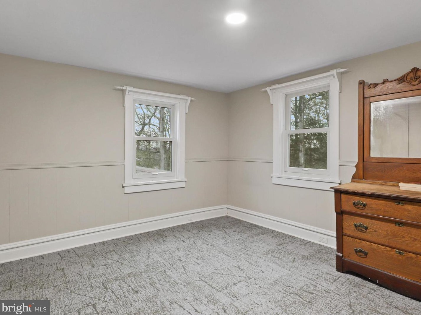 13188 Loyalty Rd, Leesburg VA  20176-6112 exterior