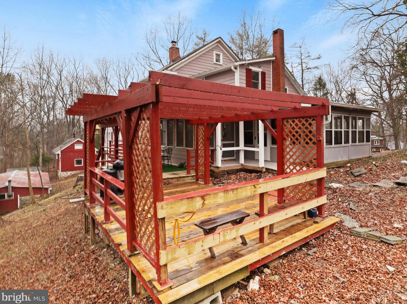 13188 Loyalty Rd, Leesburg VA  20176-6112 exterior