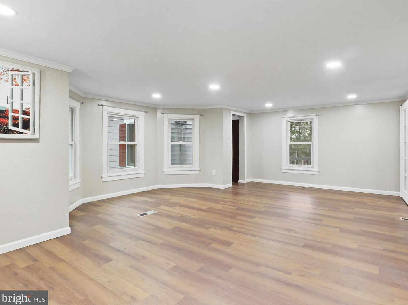 13188 Loyalty Rd, Leesburg VA  20176-6112 exterior